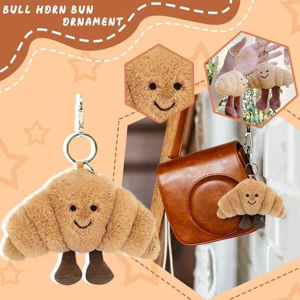 Adorable Croissant Bag Charm Keychain Perfect Novelty Gift for Food Lovers Cute Accessory for Bags and Mobile Phones Z251011
