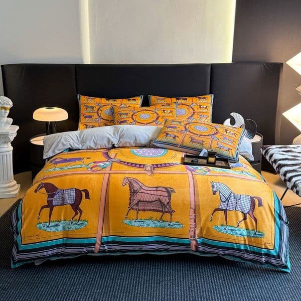 Luxury Designer Bedding Sets Horse Printed Queen Size Duvet Cover Bed Sheet Fashion Pillowcases Palace Comforter Set
