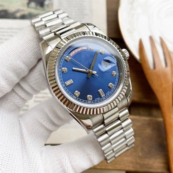Wholesale high-quality men's fashion date watches at low prices, featuring stainless steel straps, sapphire glass and 2813 mechanical movement Luxury watch