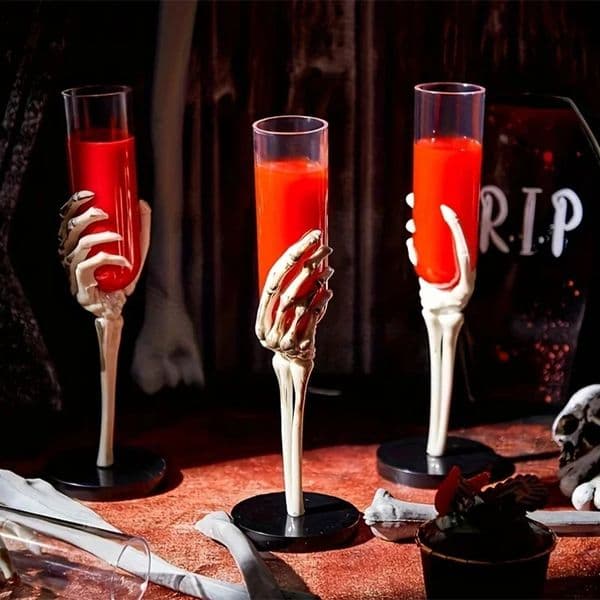 Goblet Halloween Eerie Tableware Skeleton Hand Arm Hou n 80ml Plastic Wine Glasses Champagne Flutes Mixed Party Decoration 251013BJ