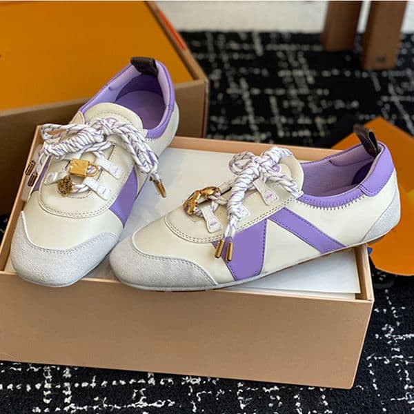 Ladies Designer Sneakerina Ballet Shoes Luxurious Sheepskin Suede Calf Leather Comfortable Lightweight Women Flat Shoes Golden Lace Accessories With Box