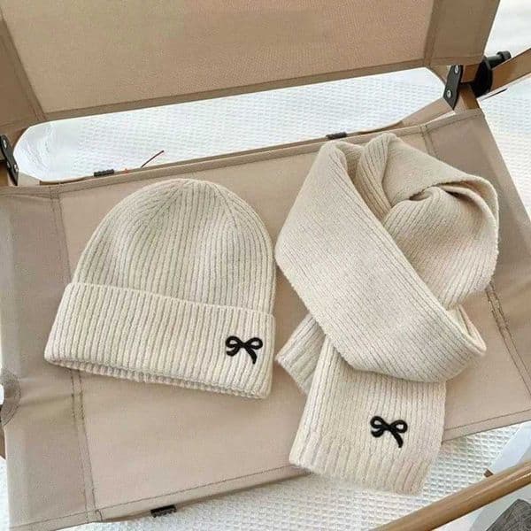 New Bow Embroidery Scarf Hat Set Warm Coldproof Neck Warmer Windproof Pullover Cap Autumn and Winter X251014