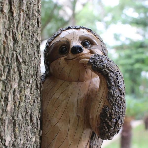 Sloth Statue Hanging Tree Face Creative Outdoor Landscaping Courtyard Patio Decoration Resin Statue Craft Garden Animal Ornament 251011