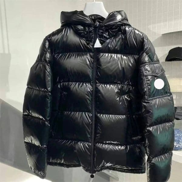 Luxury Down Jacket Designer Man Vests Parkas Coat Women Winter Jackets Fashion Style Thick Outfit Windbreaker With Pocket Outsize Warm Coats Outdoor Sports
