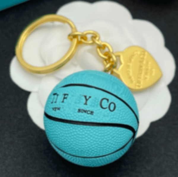 Classic Tify Keychain Anti Loss Basketball Keychain Pendant Heart Shape 18k Gold Pendant Birthday Gift for Classmates Z260604