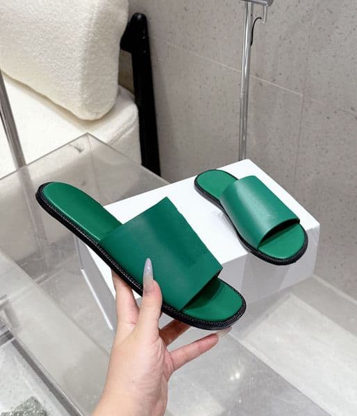 Designer Mules Paula's Ibiza Logo-Debossed Leather Slides Women Sandal Flat Mule Outdoor Walking Flat Casual Shoes Slip On Ladys Sandal Low Heel Factory Wholesale