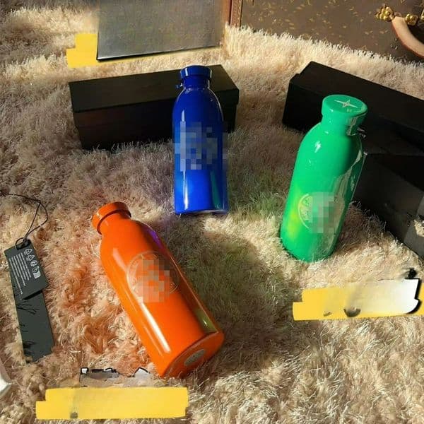 A Cola Bottle That Changes Color When Exposed To Hot Water, A Water Cup for Mountain Climbing and Outdoor Sports