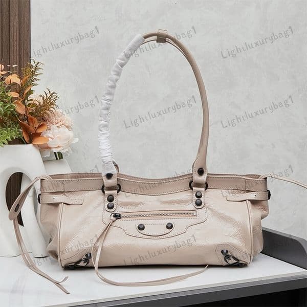 Designer Le City Storico Horizontal Handbags Long Handle Punk Motorcycle Bag Fashion Punk City Shoulder Bag Women Hobo With Knot Zipper Pull 250907