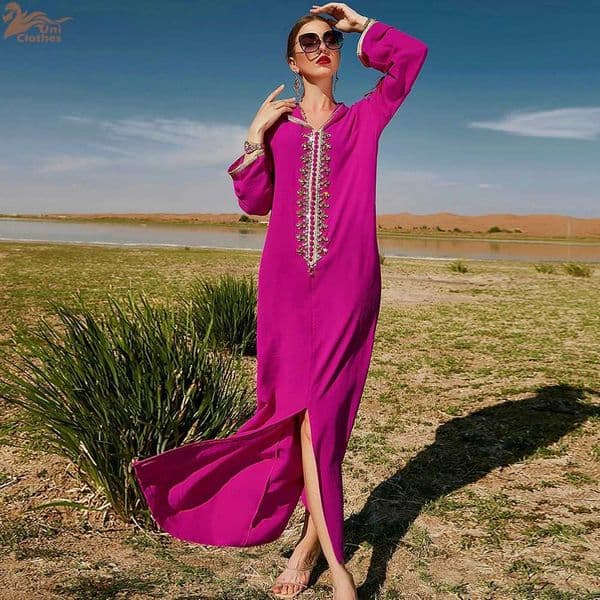 Luxury Dubai Abaya Diamonds Kaftan Jalabiya Eid Djellaba Women Muslim Dress Hooded Robe Femme Musulmane Vestidos Islam Clothing X251016
