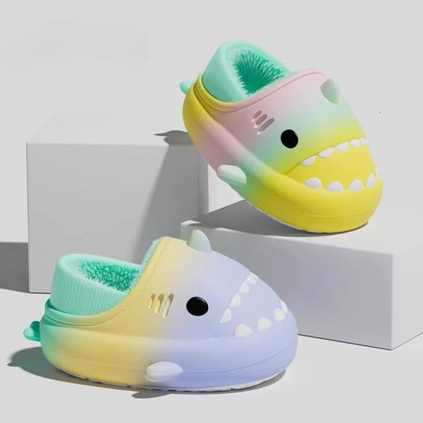 New Rainbow Shark Children's Cotton Shoes Winter Boys and Girls Fit New Waterproof Home Woolen Leather Shoes Designer Cotton Shoes