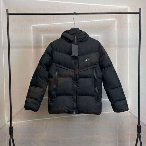 Niki Tech Designer Coat Niki Hoodie Tech Fleece Doudoune Tracksuit Men Running Pantalon Baggy Jeans Baseball Jacket Kids Versatile Magical Fur Coat Size M-XL