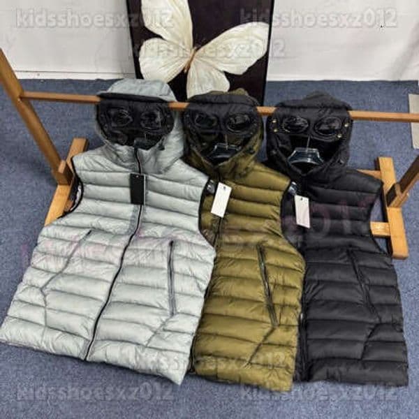 Designer Jacket Cpfm Goggle Vest Badge Men Company Down Coats Spring Autumn Loose Sleeveless Hooded Cotton Jacket Warm Women Clothing Trendy Kids Coat Size S-XXL