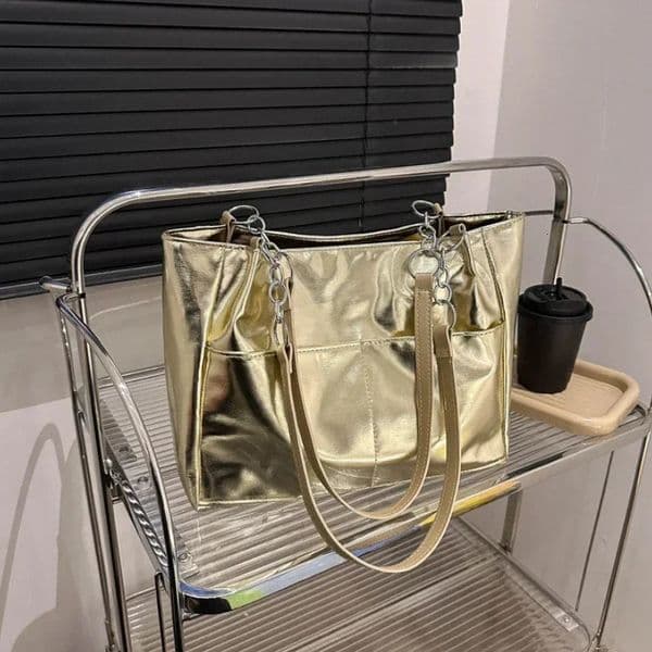 Casual Handbags for Women 2025 New Largecapacity Shoulder Bags Texture Bright Pu Leather Tote Bags for Women Chain Elegant Bags R251018
