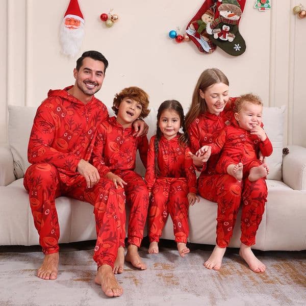 Christmas Matching Outfits for Family Elk Ear Hooded OnePiece Jumpsuit Romper Adults Kids Clothing Set Pajamas Xmas Look Pyjama 251014