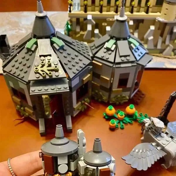 Hagrids Hut Buckbeaks Rescue 496Pcs 75947 Building Blocks Set CHIldren Toys For Boys Girls Adult Birthday Gift T251018