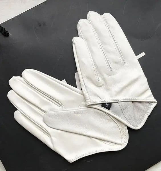 Womens natural sheepskin leather solid white color half palm gloves female genuine leather fashion short driving glove R1169 251015