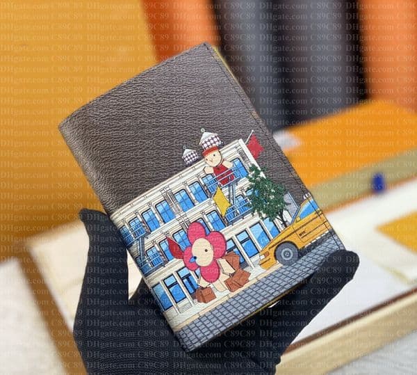 Designer Passport Purse Multiple Card Holders Credit Wallet Holidays Passport Holders Men Women Fashion Passport Cover ID Business Pocket for Ladies Purses Case