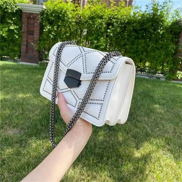 Yogodlns Vintage Rivet Chain Small Shoulder Bags For Women Flap Messenger Bag Fashion Small Square Bag Designer Handbag Bolsa Z251018
