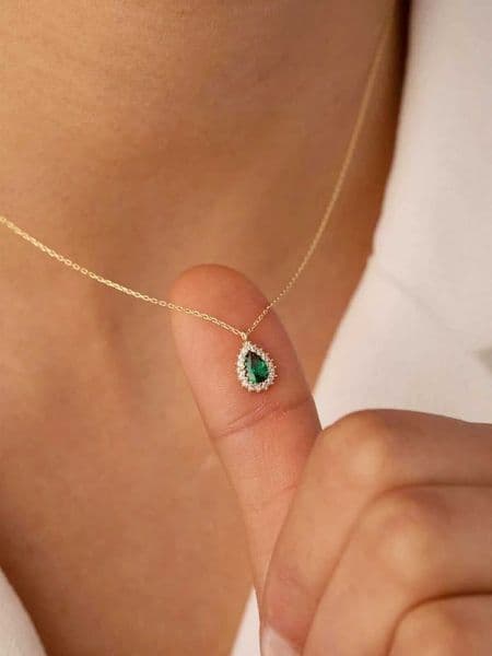Trendy New Zircon Inlaid Water Drop Pendant Chain Necklaces for Women Fashion Exquisite Party Wedding Necklace XJ250717
