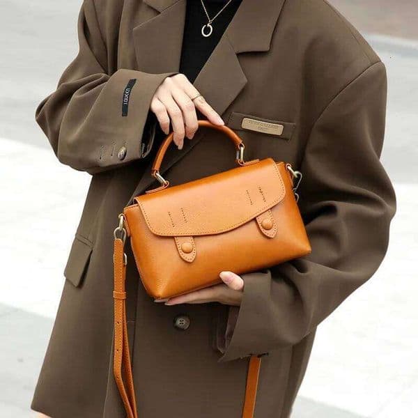 Designer Bags 2025 New First Layer Cowhide Women Handbag Fashion Retro Women's Crossbody Trend Shoulder Small Square Bag For Women Hot Selling