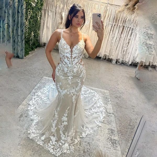 Vintage Wide Straps V-neck 3D Flower Lace Applique Mermaid Wedding Dresses Sweep Trian Custom Made 2025 Rode De Morrie 1021