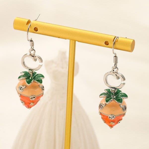 Brand Strawberries Earrings Designer Jewelry Woman Fashion Elegant Dangle Earrings Accessories Birthday Gift