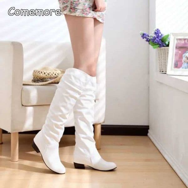 2025 Elegant Gothic Boots Black White Low Heel Leather Boot Autumn Lady Knee High Shoe Winter Designer Womens Shoes Size 43 Z251020