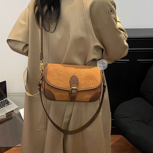 Luxury Brand Monica Qiqi Suede Embossed Large Capacity Shoulder Crossbody Small Square Bag For Women New Model XIU LAI SI