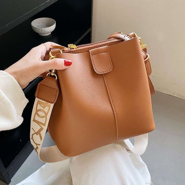 This Year's Trendy Small for Women 2025 New Versatile Shoulder Spring Summer Fashion High-end Crossbody Bucket Bags