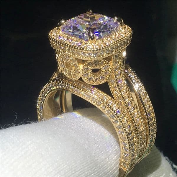 Choucong Brand Wedding Rings Luxury Jewelry 925 Sterling Silver 18K Gold Fill Cushion Shape 5A Zircon CZ Diamond Gemstones Party Eternity Women Bridal Ring Gift