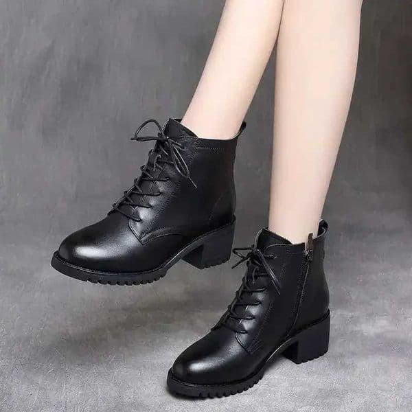 2025 Womens Shoes Luxury Chelsea Boot Women Leather Boot Chunky Winter Shoe Platform Ankle Boots Thick Heel Brand Designer W251024