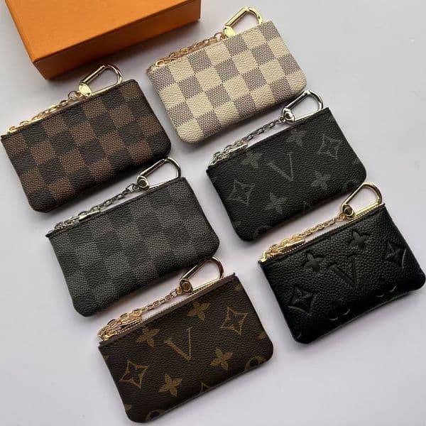 Designers luxurys KEY POUCH POCHETTE CLES Women Mens Key Ring Credit Card Holder Coin Purses Mini Wallet Bag with box and dustbag