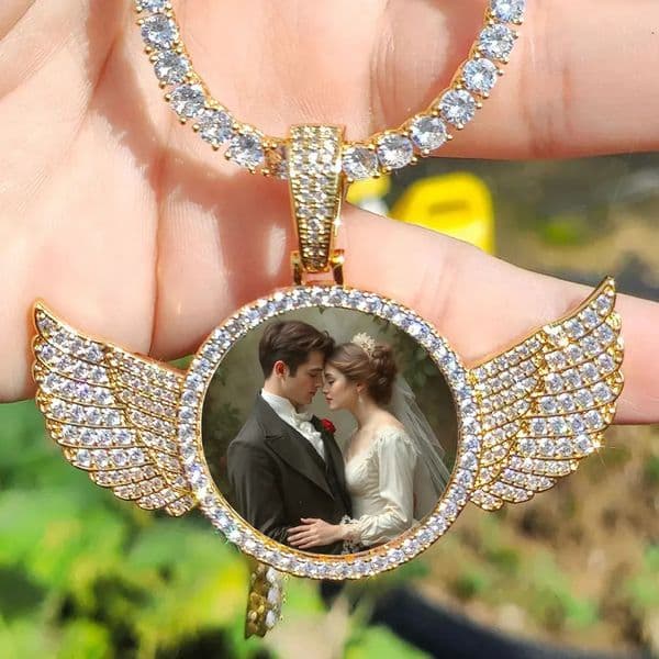 Custom Angel Wing Round Memory Po Necklace Men Women Personalized Jewelry Customized Picture Pendant Charm with Tennis Chain 251023