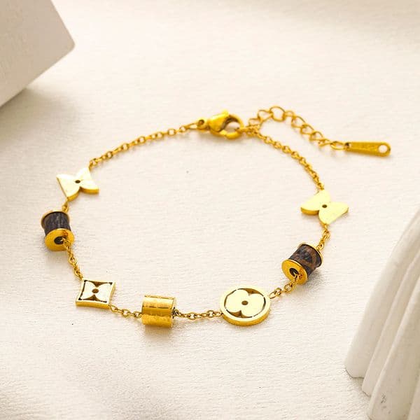 20style Newest Classic Designer Bracelets Gold Chain Fashion Jewelry Girl Pearl Letter Lock Bracelet Premium Wedding Party Jewelry Accessories