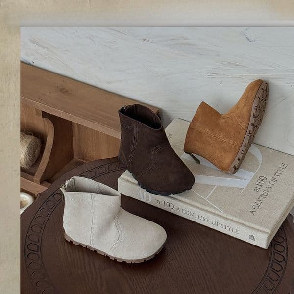 2025 Wide toed short boots suitable for both men and women autumn and winter Korean style zipper retro casual shoes