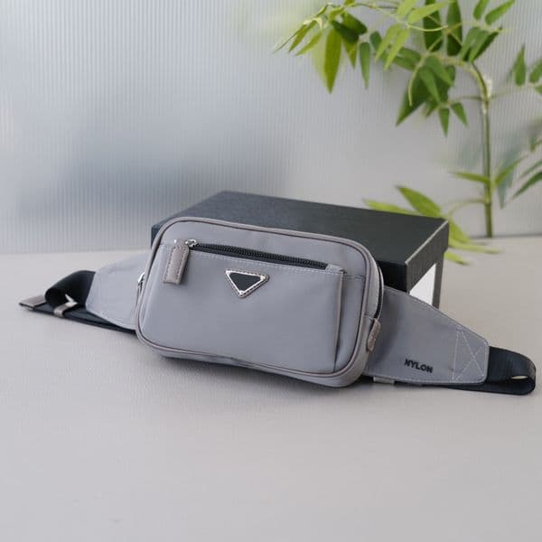 Designer Bumbags Nylon Bum Mens Fanny Packs Crossbody Bag Zipper Luxury Womens Bumbag Unisex Belt Waist Temperament Chest Bags