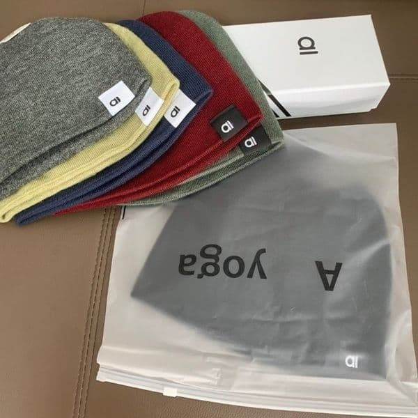Desinger Beanie for Women Mens Hat Thick Beanie Yoga Caps Autumn Winter Outdoor Warm Knitted Hat Street Hat Embroidery Skull Caps High-quality Gifts