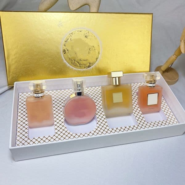 Luxury Designer Perfume 4Pcs 25Ml Set Cologne Good Smell Long Lasting perfume Fragrance For Men Women cologne High Quality Parfum Spray Free Shipping