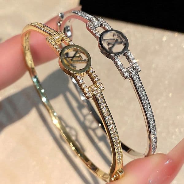 Diamond Bracelet high end Letter Designer bracelet starry sky Bangle All match Wristband Women Classic Fashion jewelry