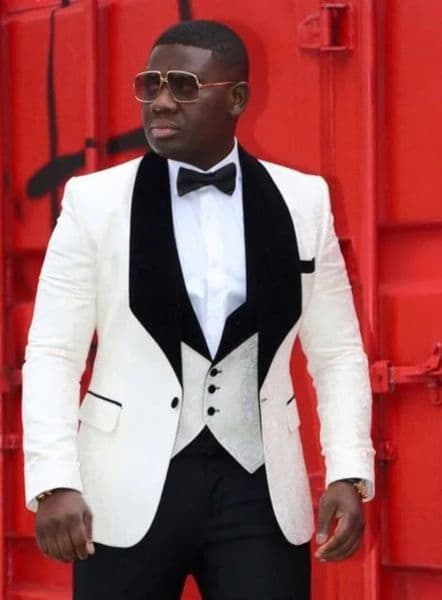 Groom Tuxedos One Button Ivory Shawl Lapel Best Man Suits Wedding Groomsman Men Wedding Suits Bridegroom Custom Made 1031