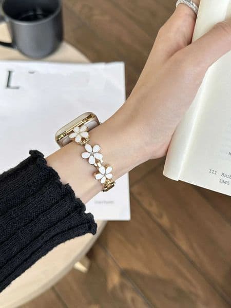 Designer New Watch Band Steel Scratch Resistant Strap High Hardness Metal Long Lasting No Fade Luxury Steel Bracelet Link Fashion Metal Strap