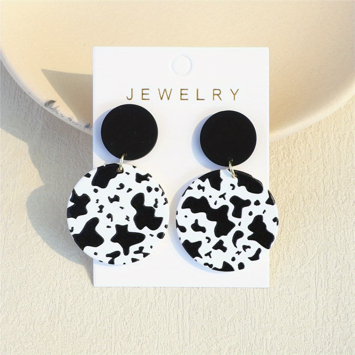 TEMU Cute Cow Pattern Round Dangle Earrings Retro Bohemian Style Acrylic Jewelry Delicate Gift For Women Daily Casual