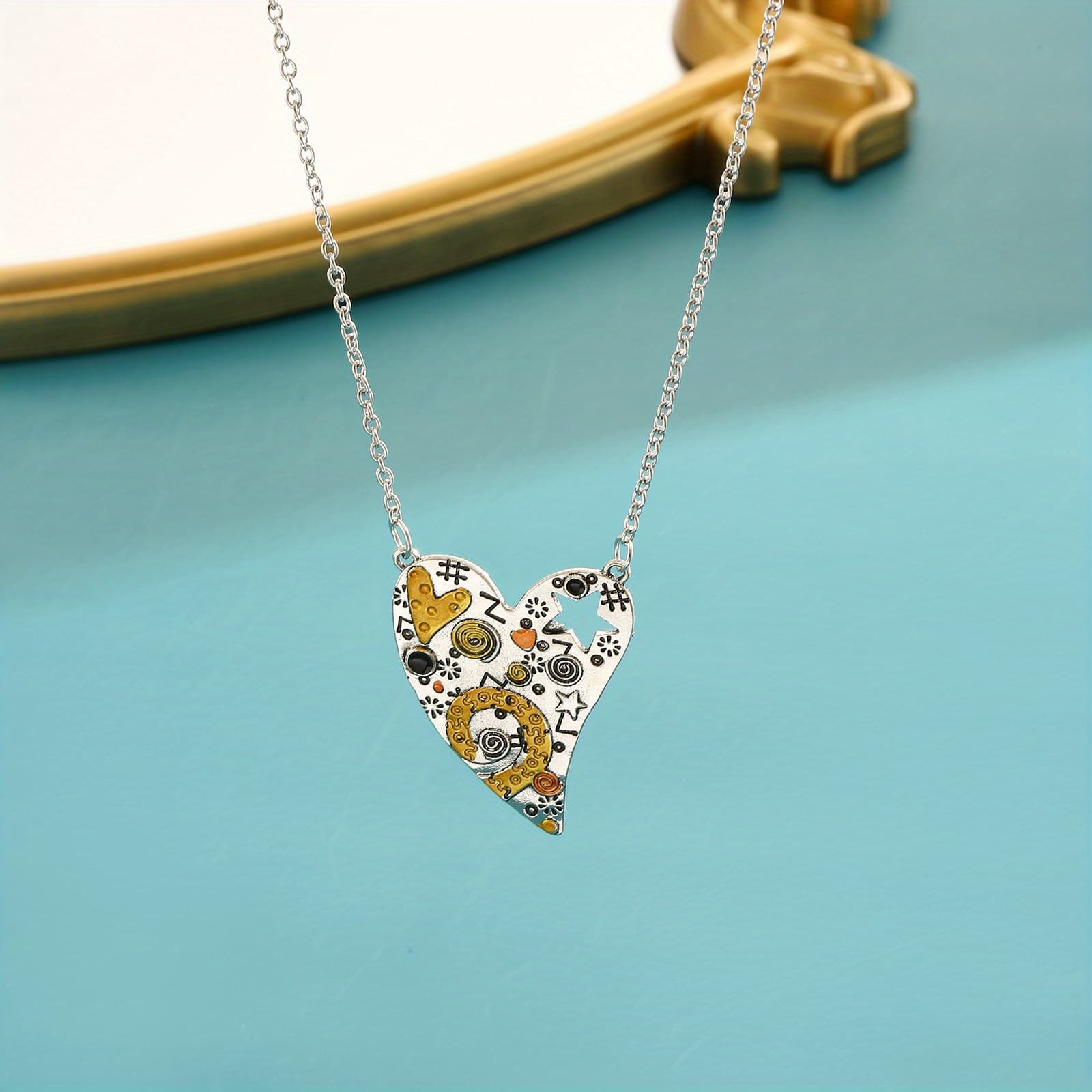TEMU Creative Retro Heart Shape Hollow Out Pendant Necklace Gothic Ladies Necklace Festival Jewelry Ornament