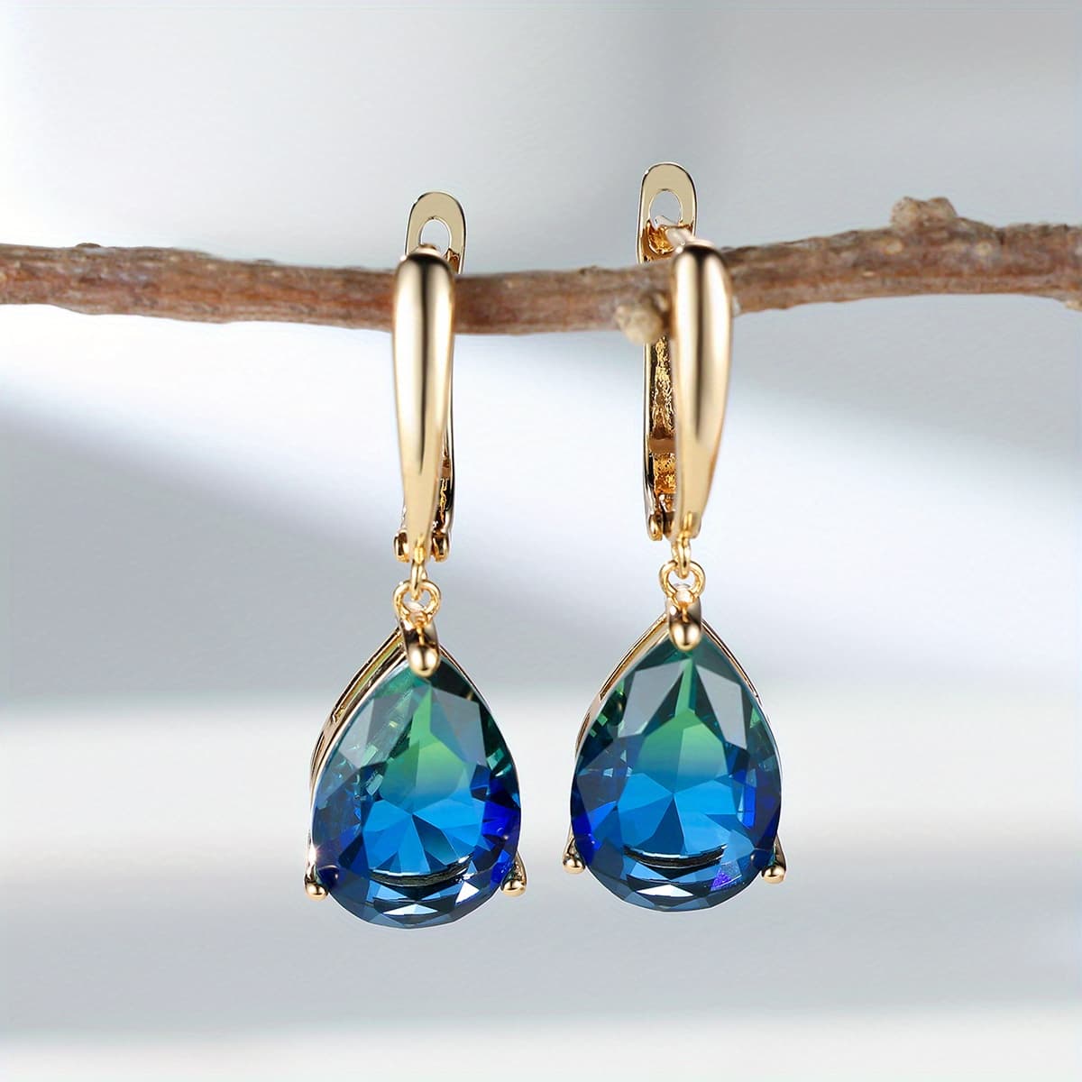 TEMU Luxurious Water Drop Shaped Zirconia Women's Pendant Earrings Party Birthday Gift Engagement Wedding Earrings