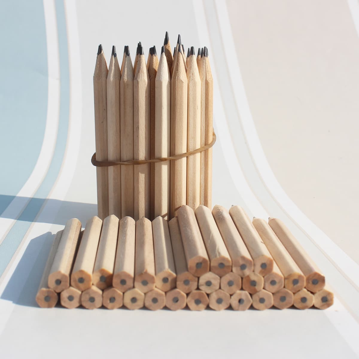 TEMU 50pcs Pack Wood Pencils - Mini Golf & Writing Pencils Suitable For Writing, Drawing, Weddings, Parties,, Office - Short Pencils With Small Lead Tips, Compact For Gifts (no Revision Revision)