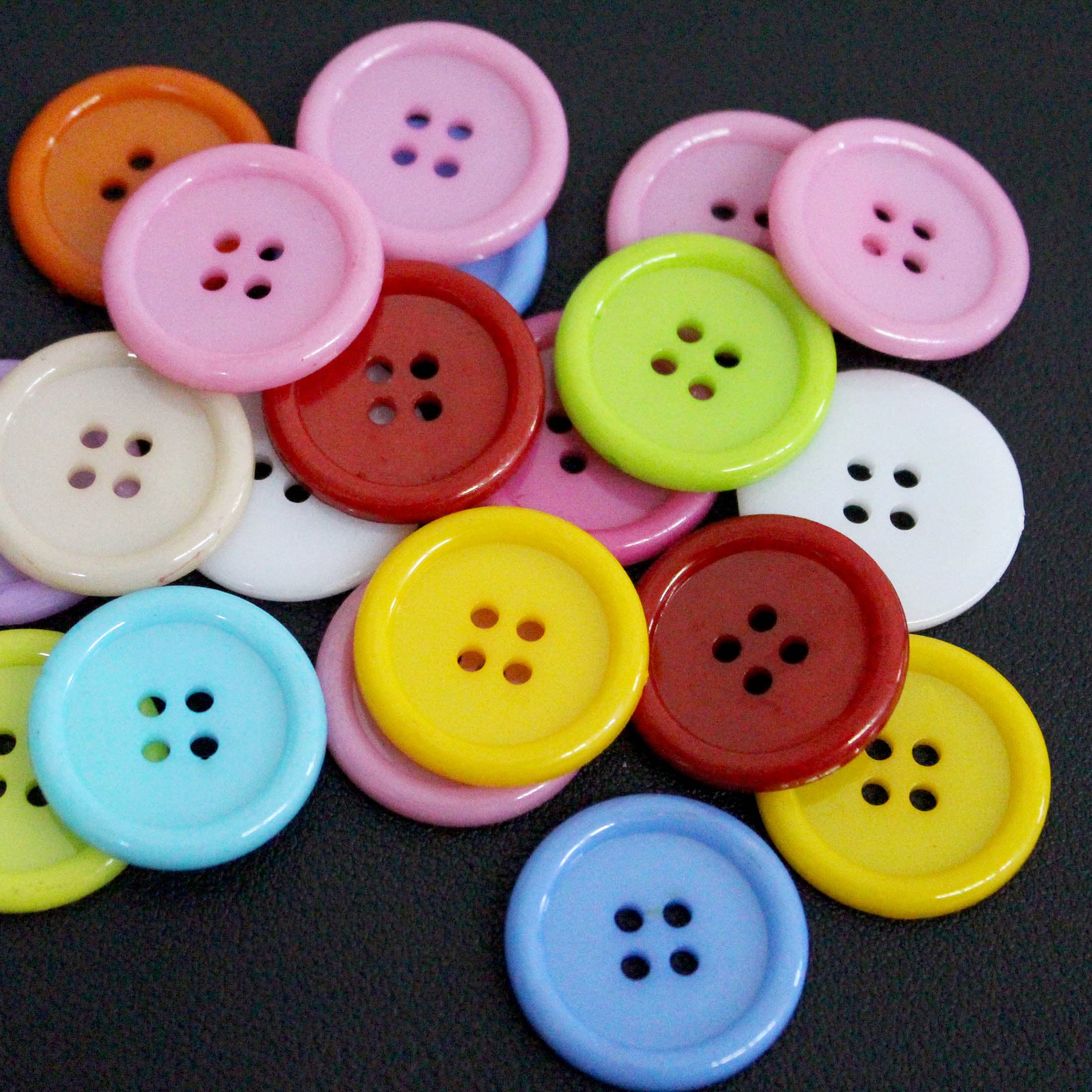 TEMU 330pcs/100pcs/50pcs/30pcs 12mm-30mm Colored Buttons Narrow Edge Buttons Four-eye Buttons Creative Painting Collage Decoration Handmade Material Buttons