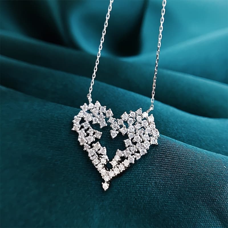 TEMU Stylish Heart Pendant Necklace With Synthetic Zirconia Charm Delicate Clavicle Necklace For Women, Valentine's Gift, Proposal, Wedding Banquet Jewelry