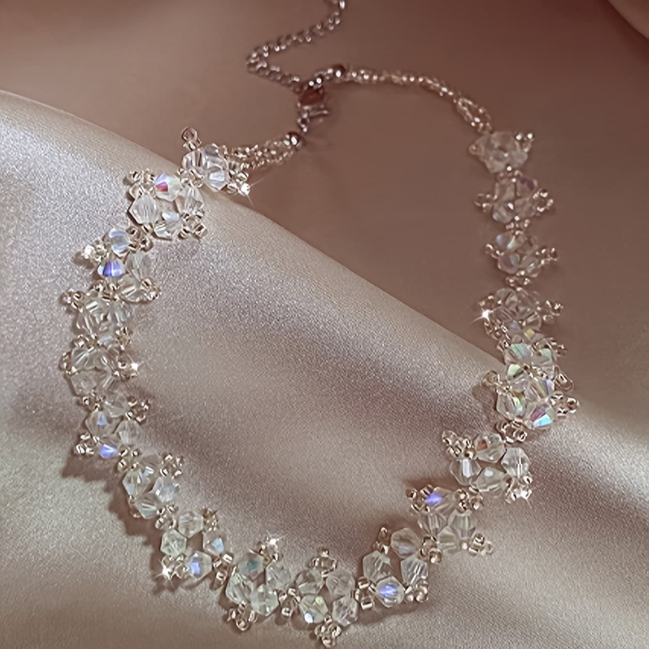 TEMU Elegant Artificial Crystal Necklace - Minimalist Clavicle Chain For Women, Perfect For Weddings & Parties