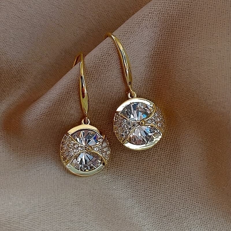 TEMU A Set Of Round Sparkling Synthetic Zirconia Earrings - Ideal For Celebrations, Weddings, Formal Events, Birthdays, Christmas, And Halloween Presents