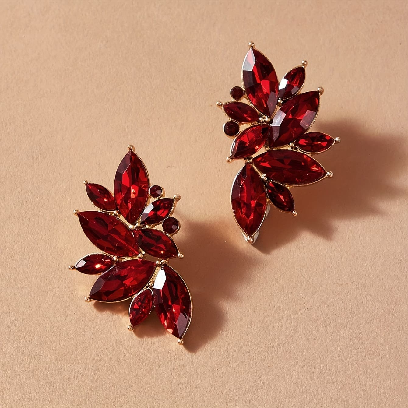 TEMU -chic Minimalist Acrylic Geometric Stud Earrings For Women - Zinc Alloy, Iron Posts, Everyday & Party Wear